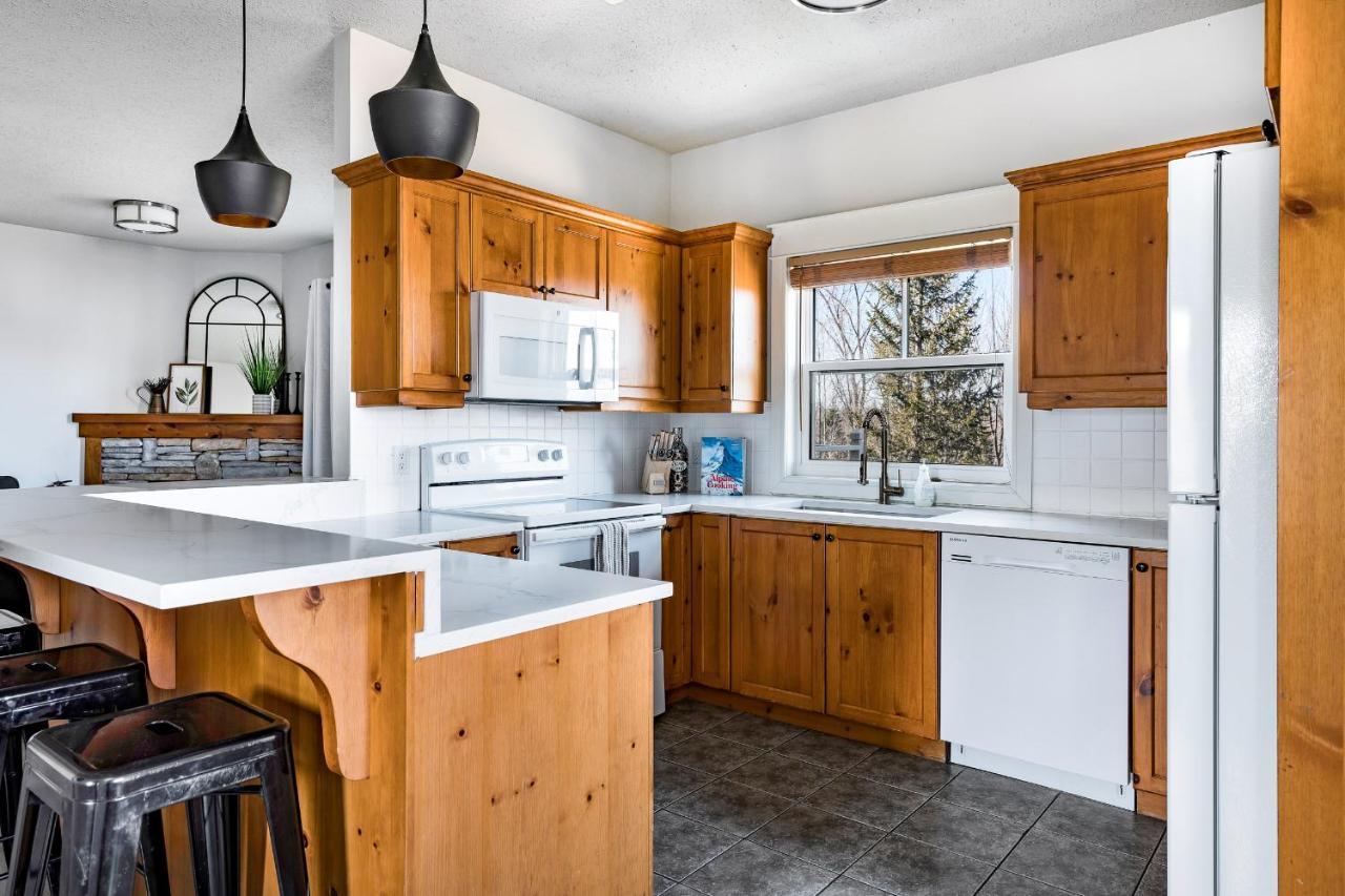 Beautiful & Bright 3 Bed Townhome Near Village The The Blue Mountains Exterior foto